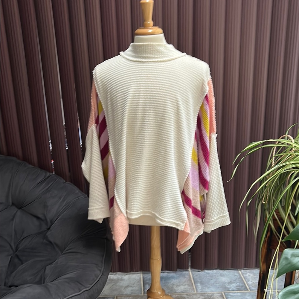 We The Free Cream and Pink Tunic Top